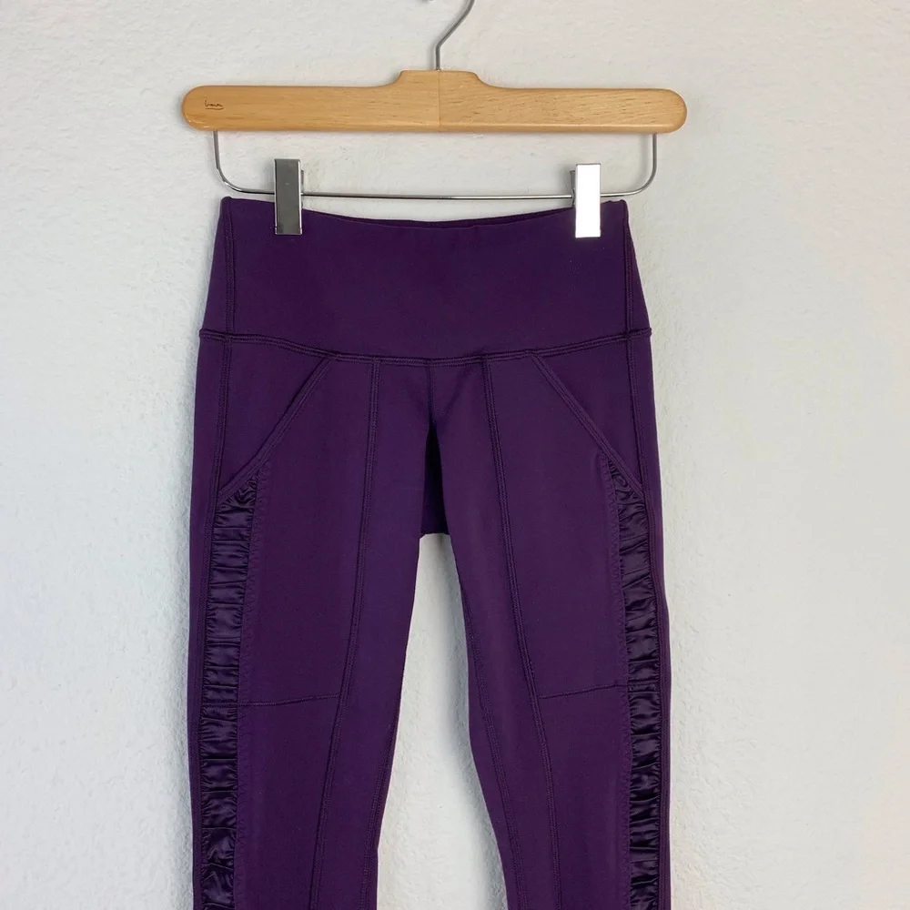 Lululemon Purple Side Gathered Satin Detail Leggings Sz 2 - Picture 4 of 13